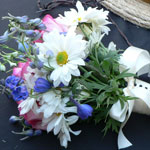 Thumbnail image for 31 Days: Country Daisy Mum Bouquet {Day 16}