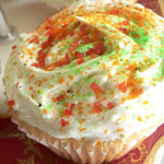 Thumbnail image for Autumn Inspired Vanilla Cupcakes with Buttercream Frosting